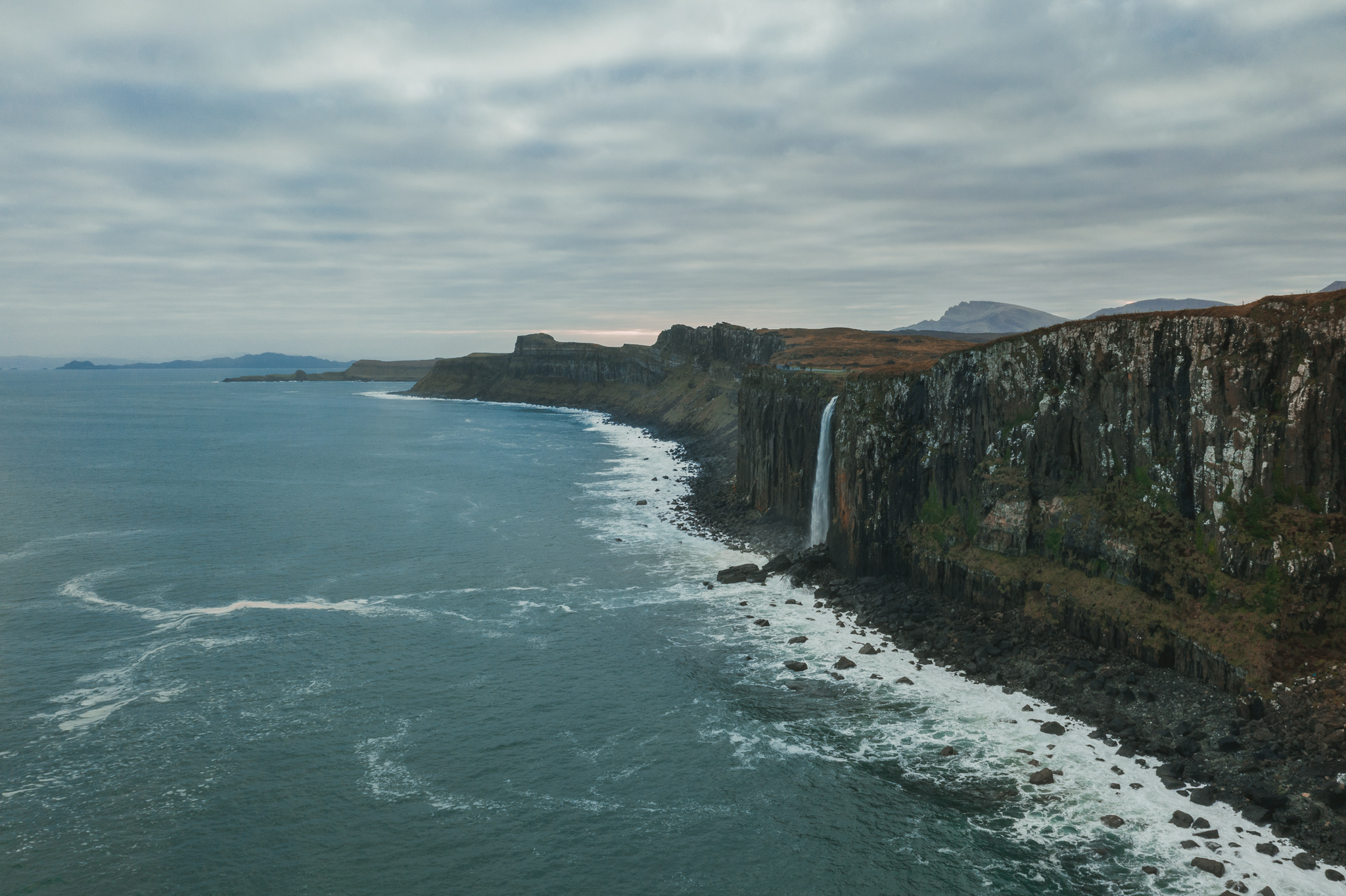 kilt rock skye waterfall