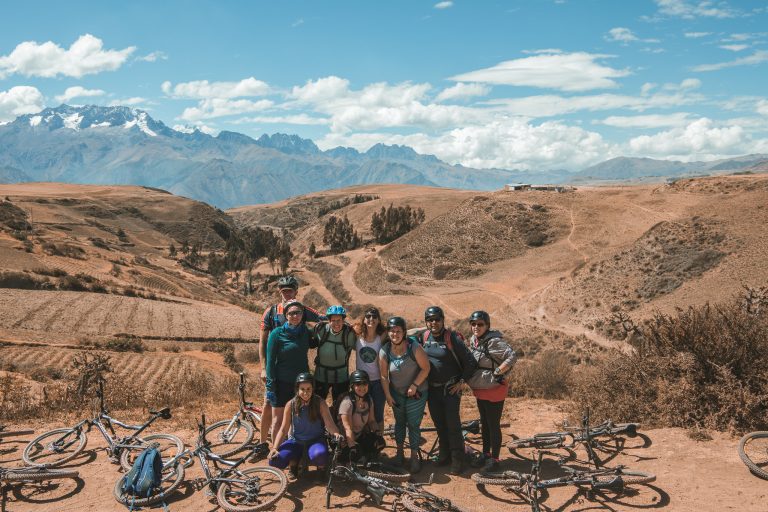 flashpack group tour peru