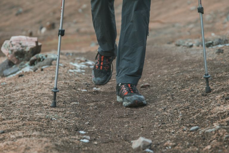 rainbow mountain basecamp flashpack adventure