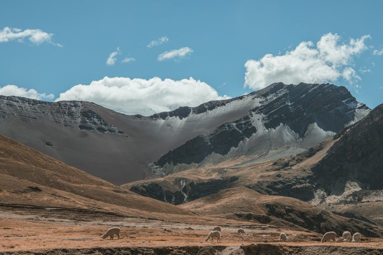 alternate route rainbow mountain