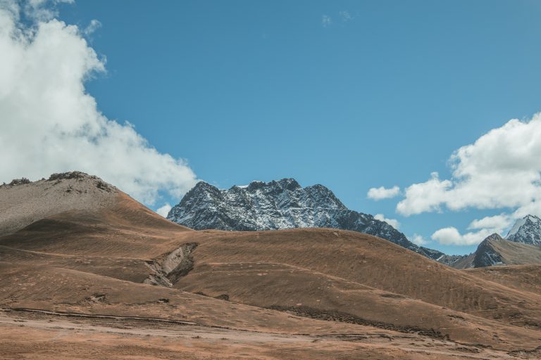 alternate route rainbow mountain flashpack